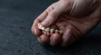 dreams of losing teeth